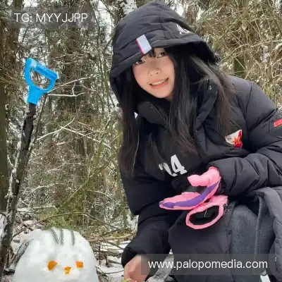 甄歌寒
